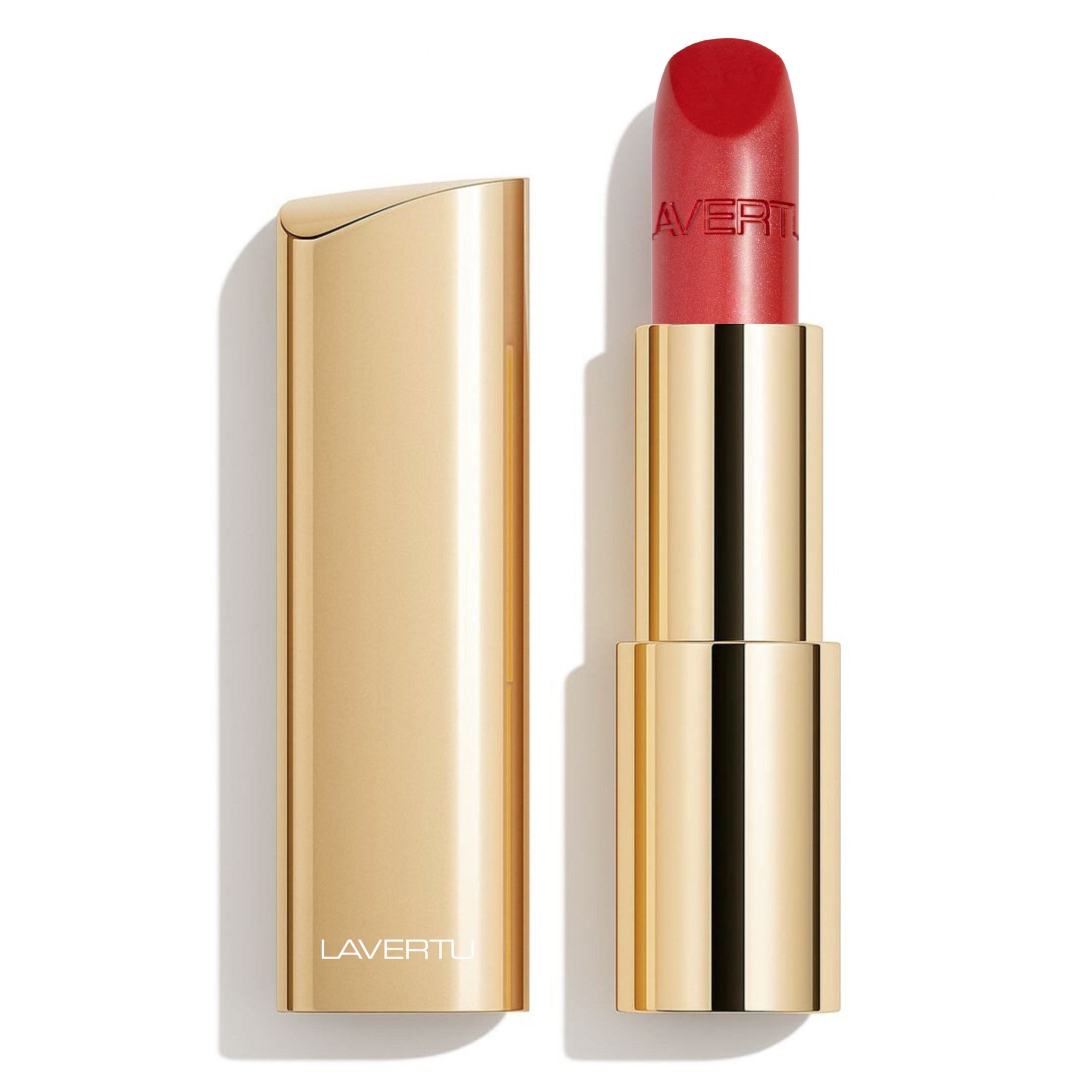 LAVERTU Lipstick Unique 18 Red Sympathie packshot featuring a warm, vibrant red shade with subtle brick undertones, delivering full coverage colour in a luxurious gold case with a smooth matte finish.