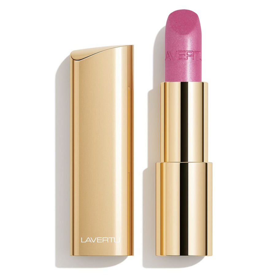 LAVERTU Lipstick Unique 21 Nitida Rose packshot featuring a soft dusty rose shade with cool lilac undertones, full coverage colour in a luxurious gold case with a smooth matte finish.
